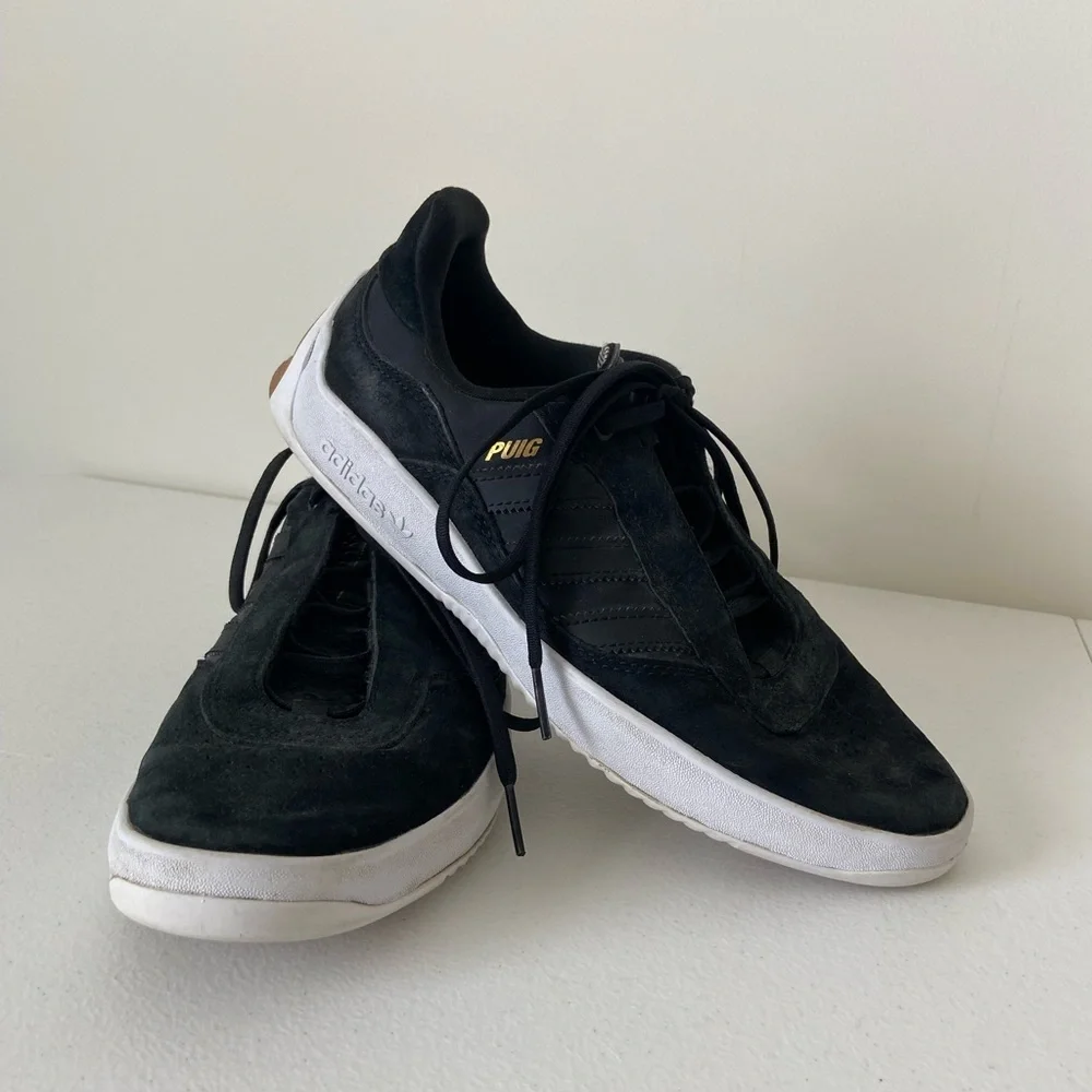 Adidas Puig men’s skateboarding black sneakers — size 7.5